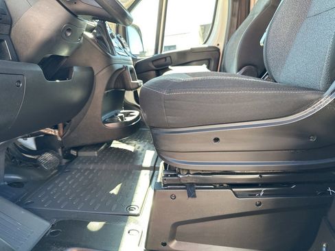 Used 2024 RAM ProMaster 1500 w/ Convenience Group image 34