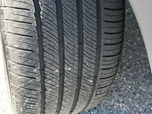 Used 2024 Mercedes-Benz GLE 450 4MATIC image 51