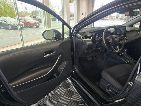 Certified 2023 Toyota Corolla SE w/ SE Package image 19