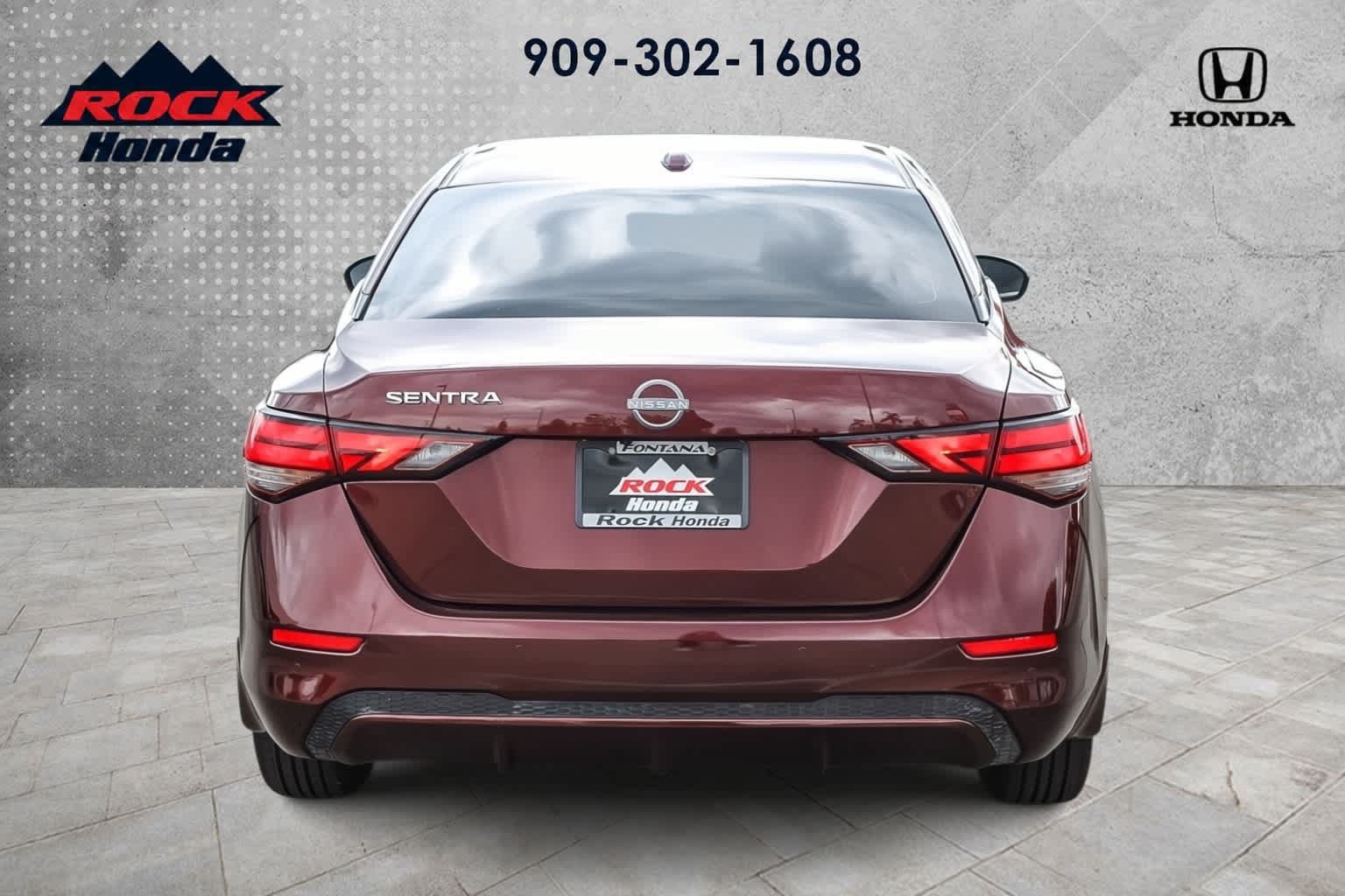 Used 2025 Nissan Sentra SV FWD image 5