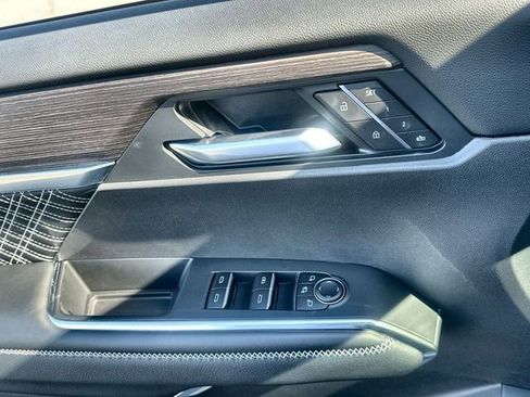 New 2026 GMC Acadia Denali w/ Super Cruise Package image 24