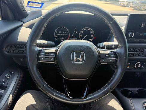 Used 2024 Honda HR-V Sport image 12