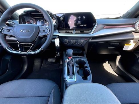 New 2026 Chevrolet Trax RS w/ Driver Confidence Package FWD image 11