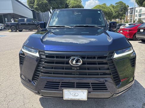 Certified 2026 Lexus GX 550 AWD/4WD image 8