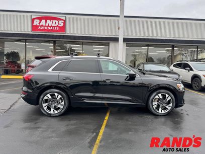 Used 2023 Audi e-tron Premium Plus w/ Premium Plus Package