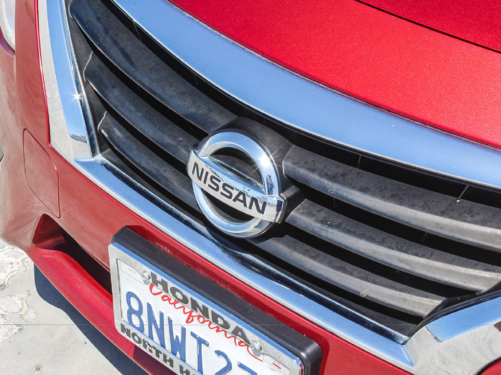Used 2019 Nissan Versa S Plus FWD image 12
