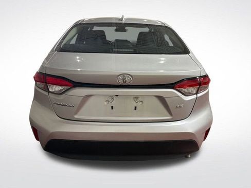 Certified 2024 Toyota Corolla LE FWD image 4