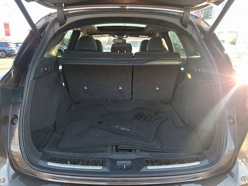 Used 2019 INFINITI QX50 Essential w/ Sensory Package image 28