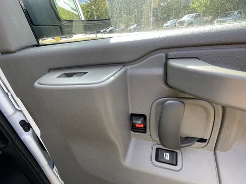 New 2025 Chevrolet Express 3500 w/ Driver Convenience Package image 12
