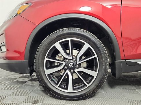 Used 2020 Nissan Rogue SL w/ Premium Package image 17