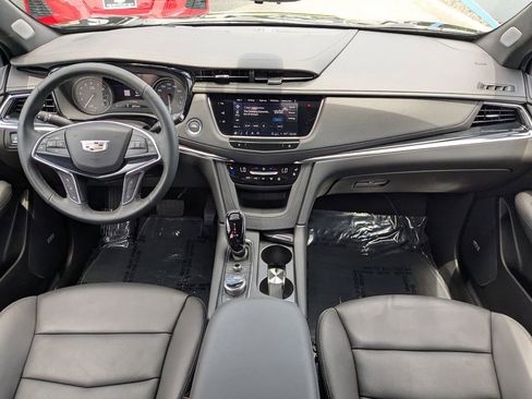 Used 2026 Cadillac XT5 Premium Luxury w/ Driver Assist Package FWD image 14