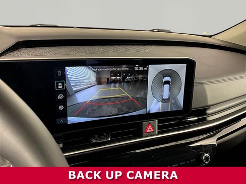 Certified 2025 Kia Carnival SX Prestige FWD image 14