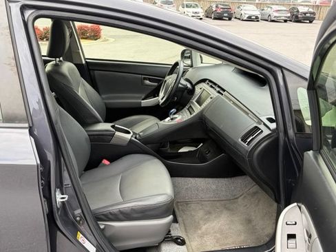 Used 2012 Toyota Prius Prime Advanced FWD image 26