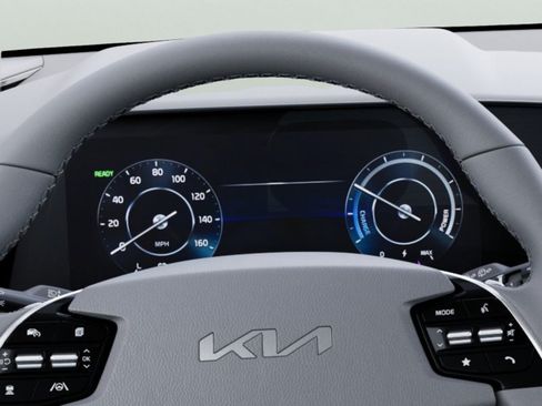 New 2026 Kia Niro Wind FWD image 17