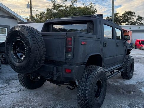 Used 2005 HUMMER H2 SUT w/ Preferred Equipment Group image 8