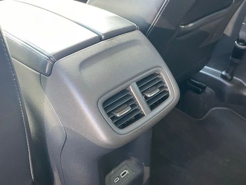 Used 2023 Buick Envision Essence image 24