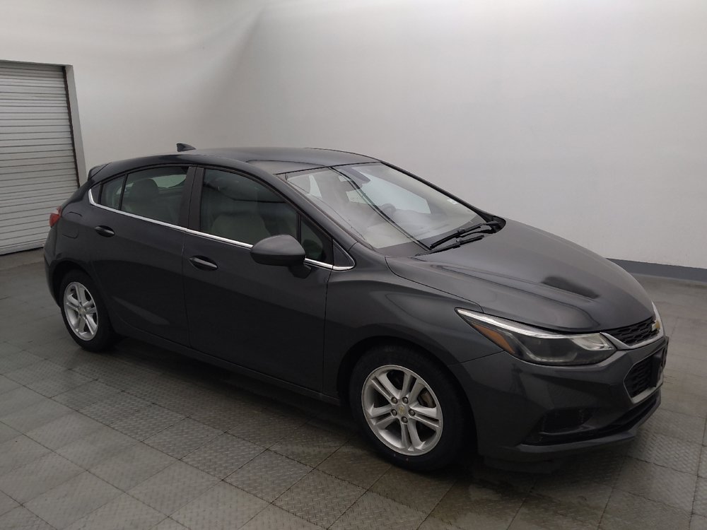 Used 2017 Chevrolet Cruze LT FWD image 11