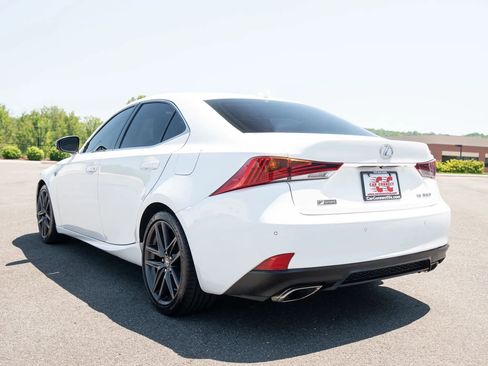 Used 2020 Lexus IS 350 F Sport w/ F Sport Package RWD image 4