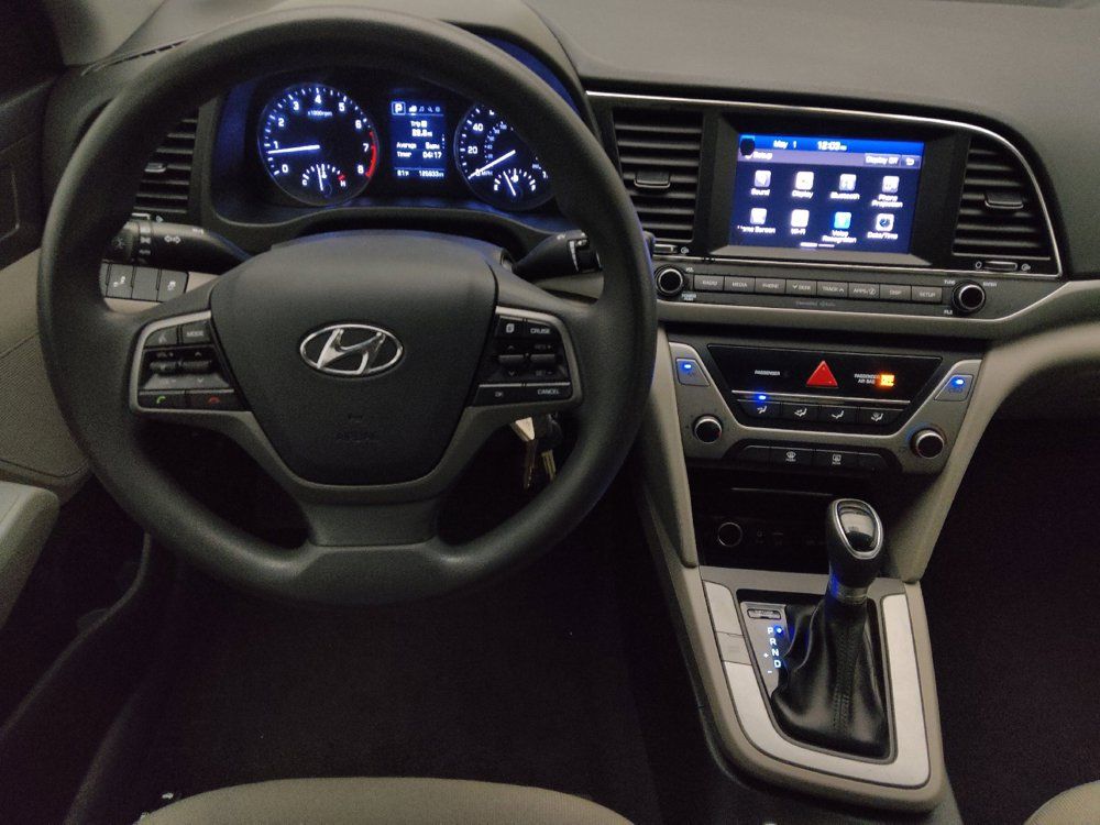Used 2018 Hyundai Elantra SEL FWD image 22