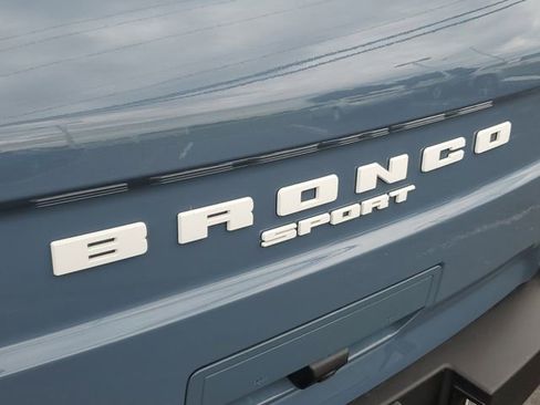 Used 2024 Ford Bronco Sport Outer Banks w/ Tech Package AWD/4WD image 8