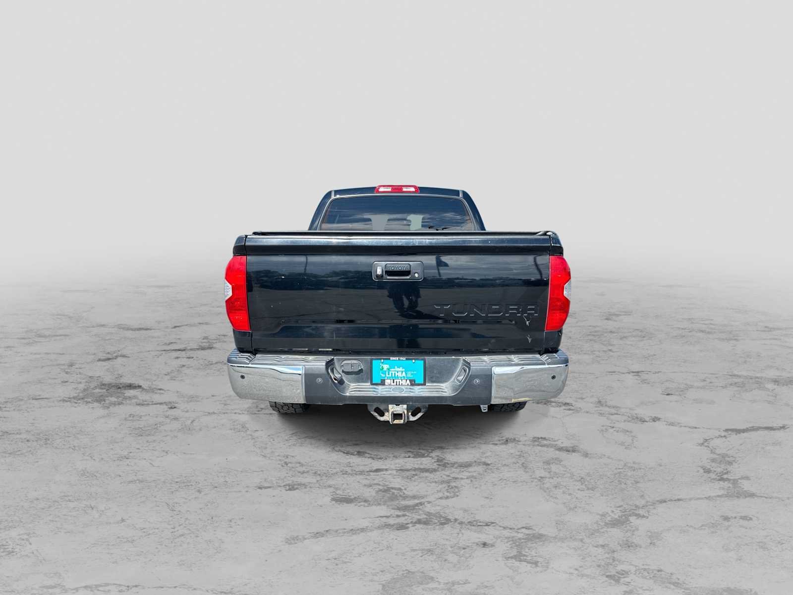 Used 2018 Toyota Tundra SR5 AWD/4WD image 7