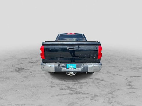 Used 2018 Toyota Tundra SR5 AWD/4WD image 7
