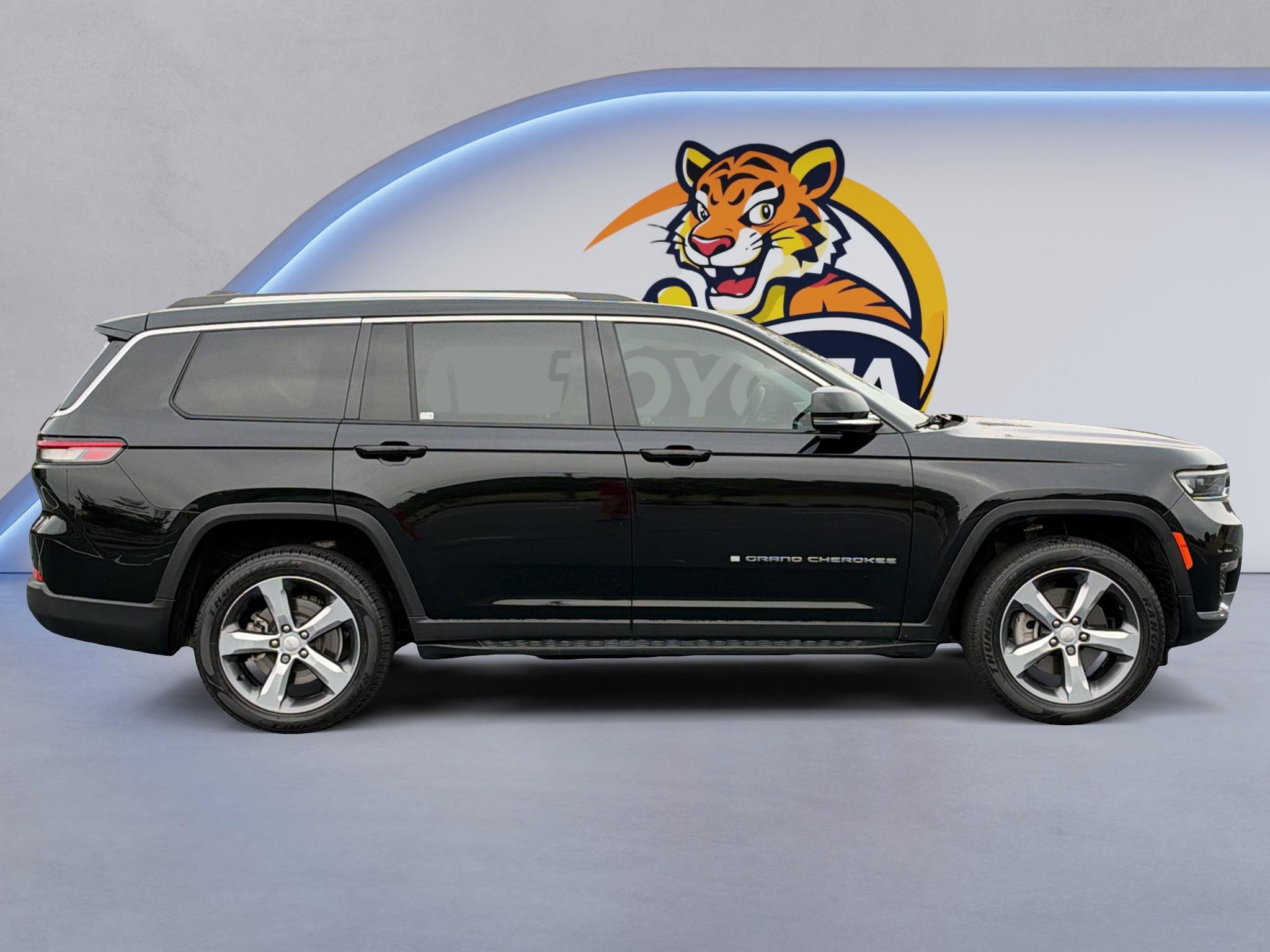 Used 2021 Jeep Grand Cherokee L Limited w/ Trailer Tow Group (B) AWD/4WD image 4