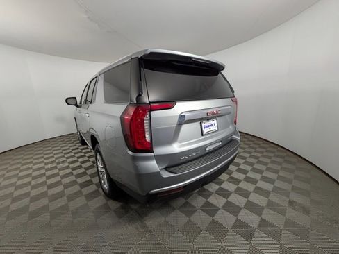 Used 2023 GMC Yukon SLT image 14