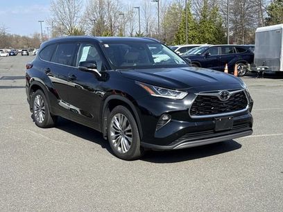Used 2023 Toyota Highlander Platinum