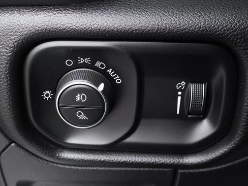 Used 2023 RAM 1500 Big Horn w/ Trailer Tow Group image 19