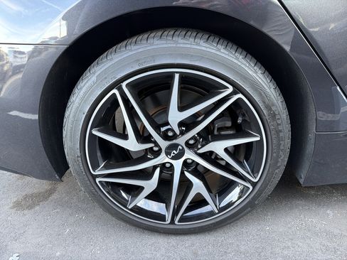 Used 2023 Kia Stinger GT-Line image 14