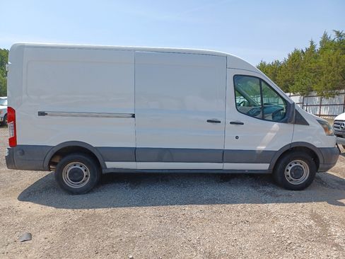 Used 2015 Ford Transit 250 148 Medium Roof image 4