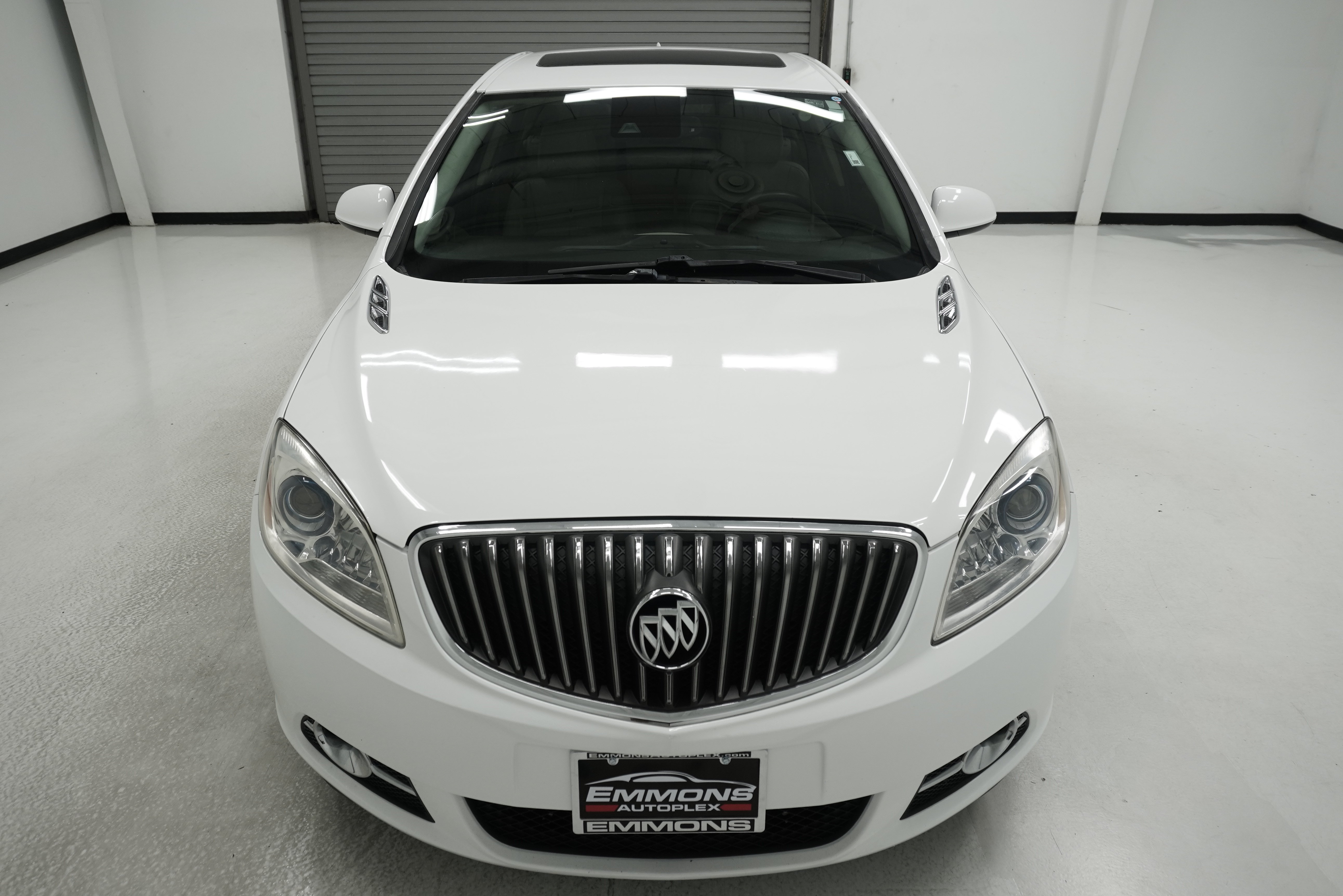 Used 2014 Buick Verano Leather FWD image 2