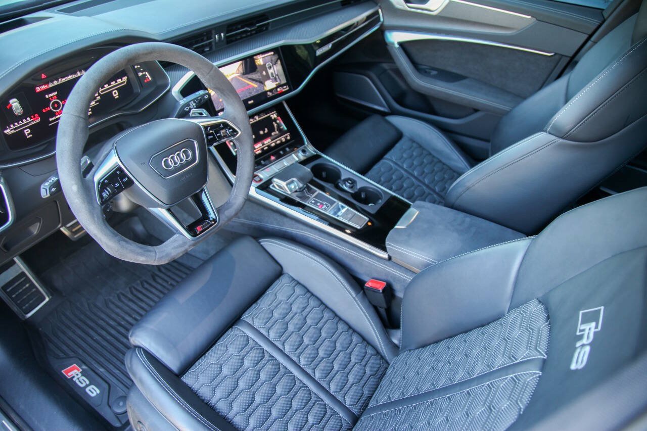 Used 2024 Audi RS 6 performance AWD/4WD image 27
