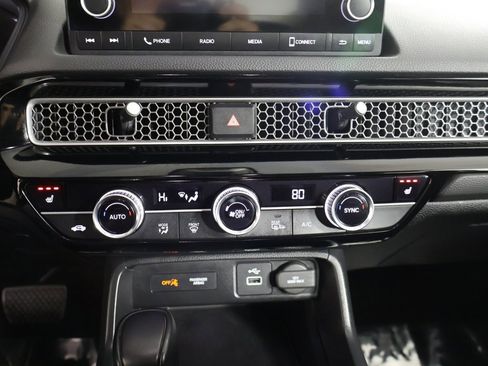 Used 2022 Honda Civic EX image 46