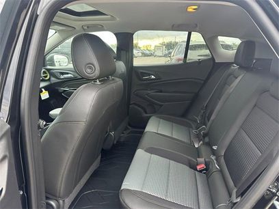 New 2026 Chevrolet Trax LT w/ Sunroof Package