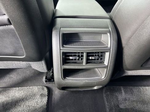 Used 2026 Cadillac XT5 Luxury AWD/4WD image 21