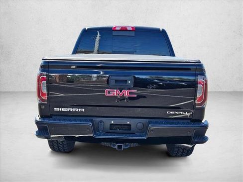 Used 2018 GMC Sierra 1500 Denali AWD/4WD image 7