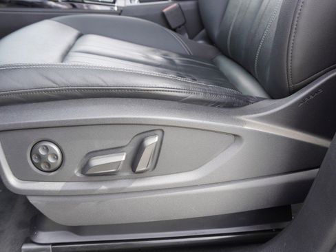 Used 2022 Audi Q5 2.0T Premium Plus image 26