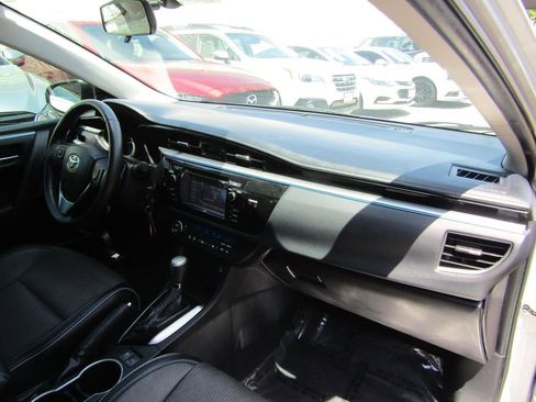 Used 2015 Toyota Corolla S FWD image 10