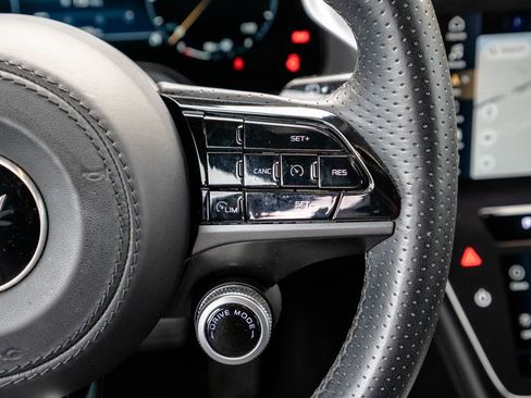 Used 2024 Maserati Grecale GT AWD/4WD image 17