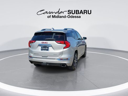 Used 2020 GMC Terrain Denali w/ Denali Premium Package image 8