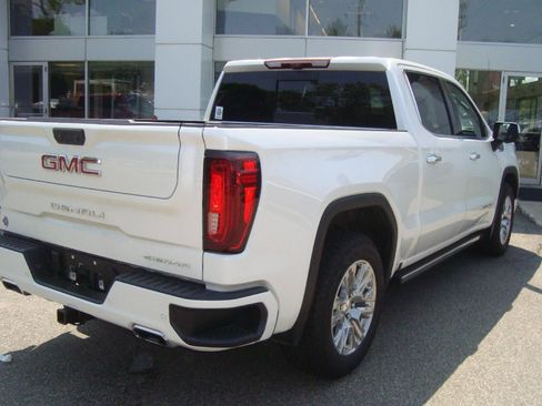 Used 2024 GMC Sierra 1500 Denali w/ Technology Package image 4