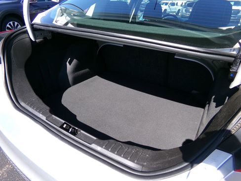 Used 2016 Ford Focus SE FWD image 29