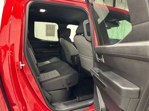 Used 2025 Toyota Tacoma TRD Sport image 51