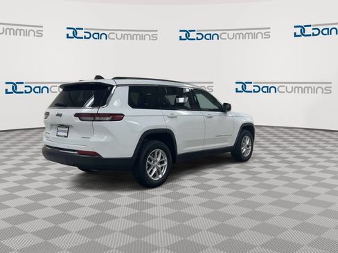 Used 2022 Jeep Grand Cherokee L Laredo w/ Luxury Tech Group I AWD/4WD image 8