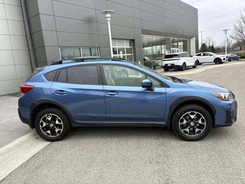 Used 2018 Subaru Crosstrek 2.0i Premium image 4