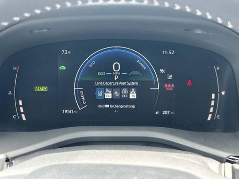 Used 2026 Toyota Camry SE w/ Convenience Package FWD image 28