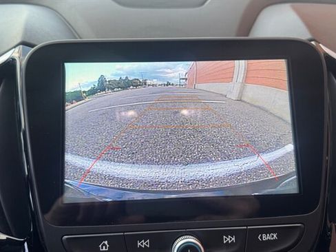 Used 2018 Chevrolet Volt LT FWD image 18