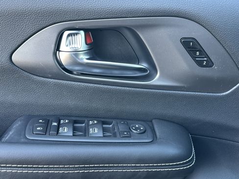 New 2026 Chrysler Pacifica Select w/ S Appearance Package image 13